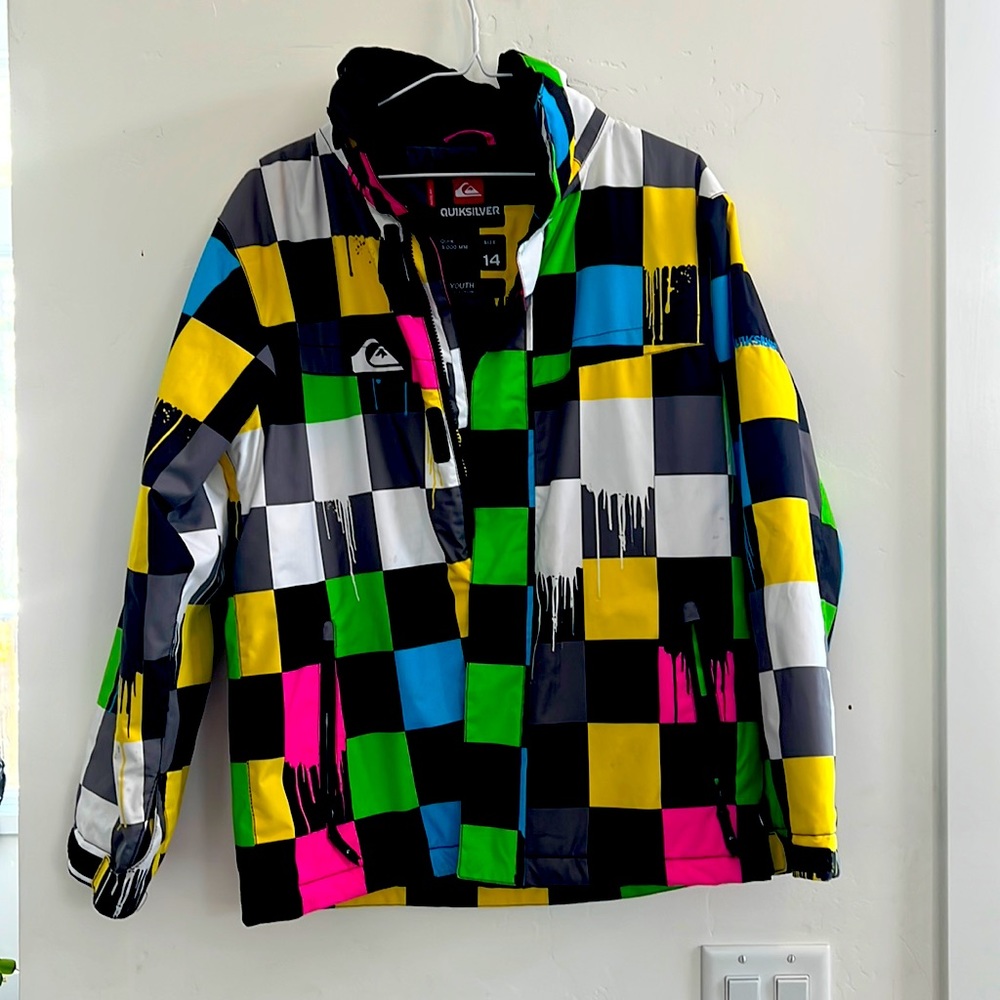 Quiksilver size 14 youth ski/snowboard coat. Good condition.
